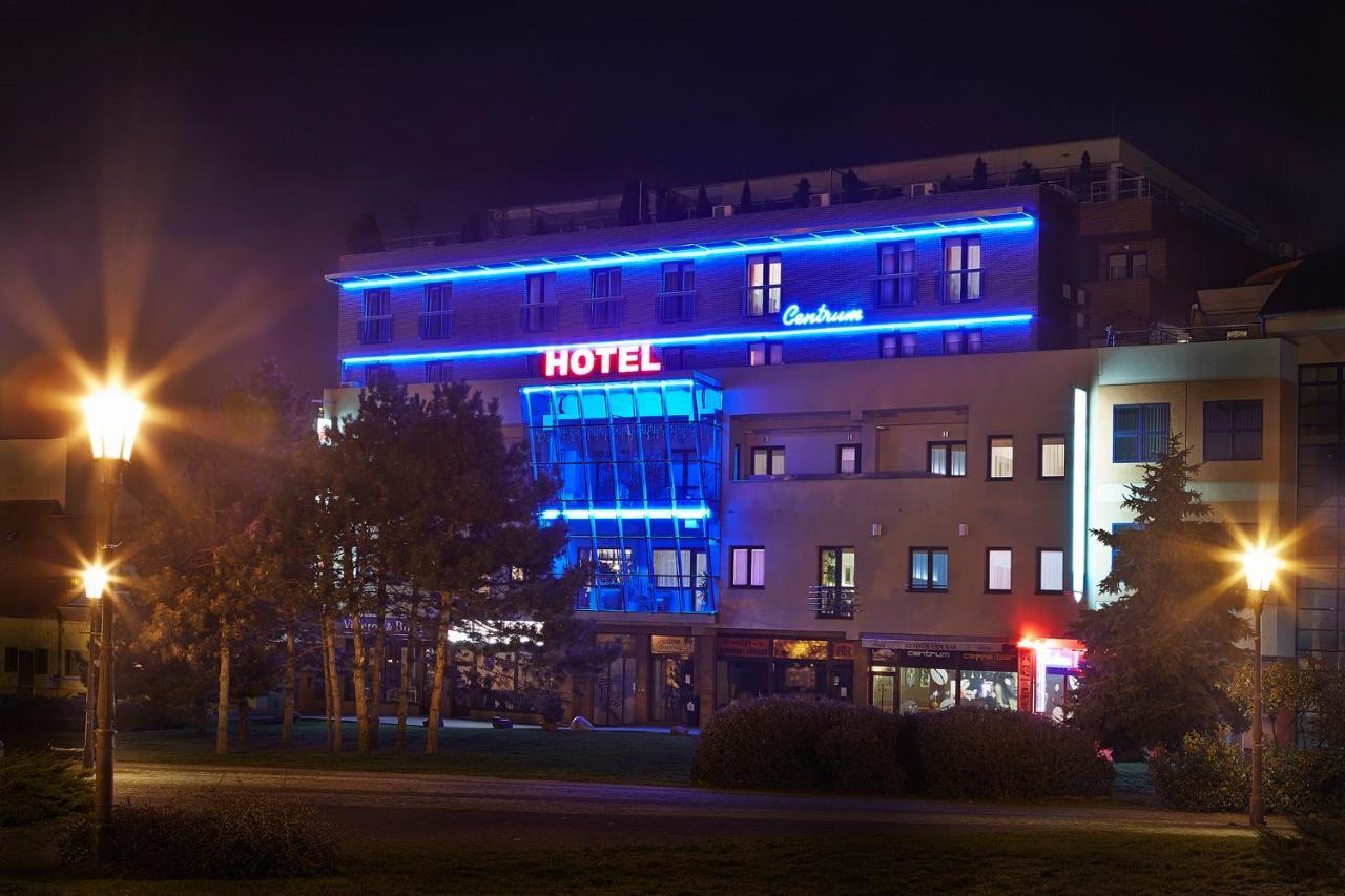 Hotel Centrum With Free Parking Nitra Eksteriør billede